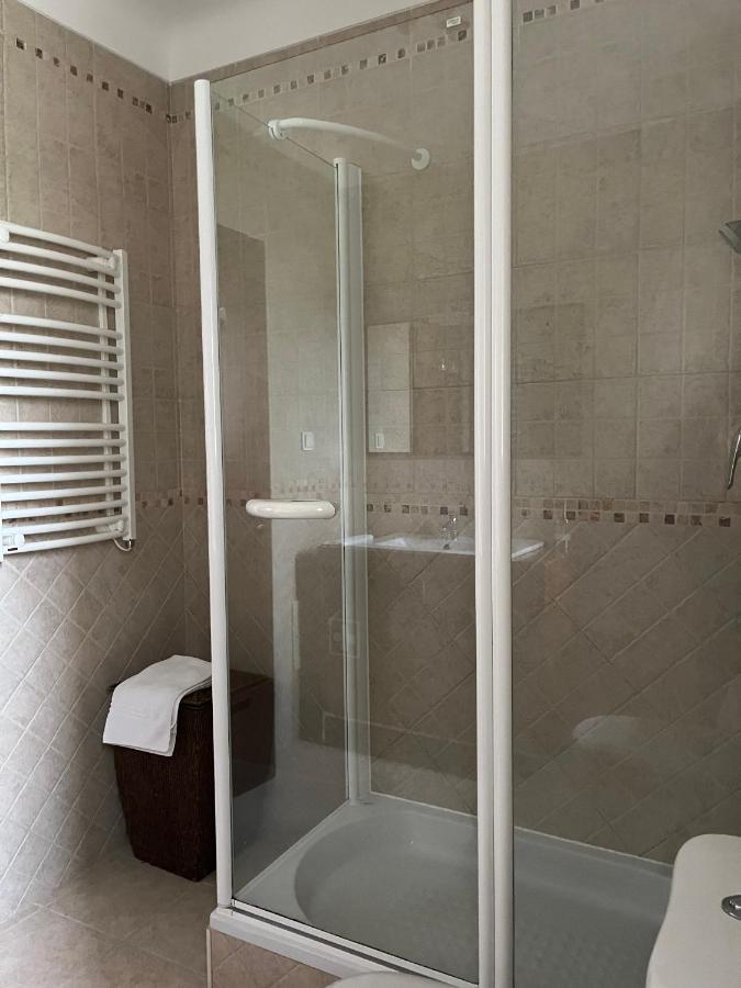 Azenhas Apartment โกลาเรส ภายนอก รูปภาพ
