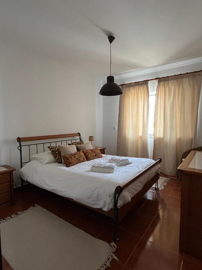 Azenhas Apartment โกลาเรส ภายนอก รูปภาพ